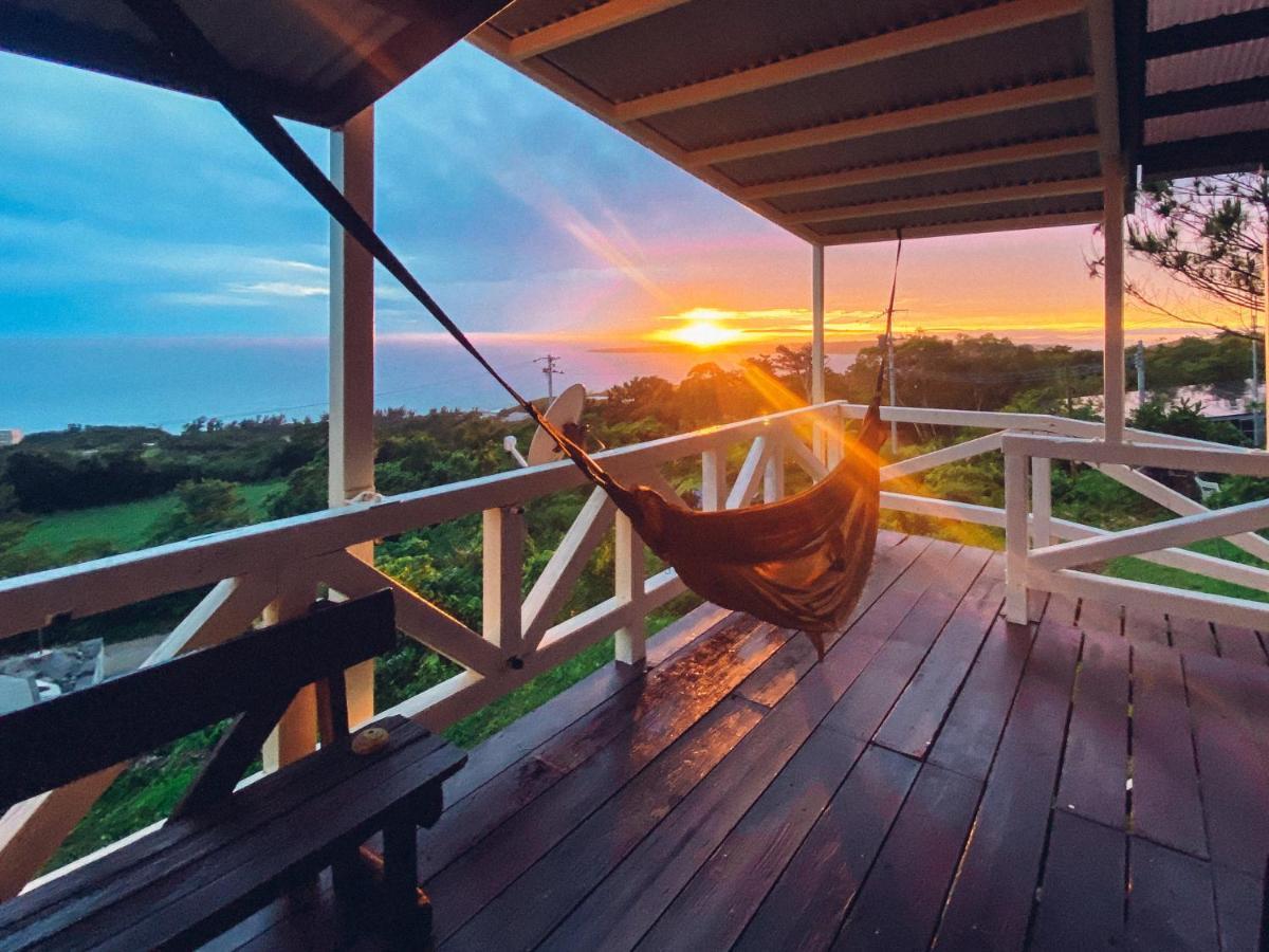 מוטובו Panorama Ocean View Cottage מראה חיצוני תמונה